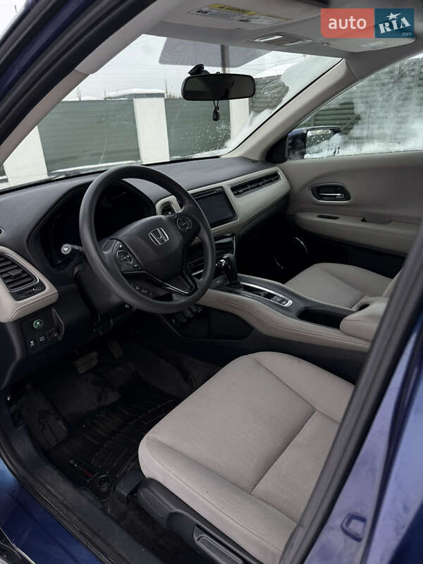 Внедорожник / Кроссовер Honda HR-V 2015 в Львове