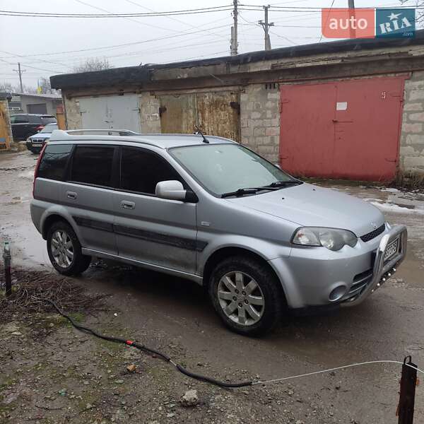 Внедорожник / Кроссовер Honda HR-V 2004 в Днепре фото 2 Внедорожник / Кроссовер Honda HR-V 2004 в Днепре