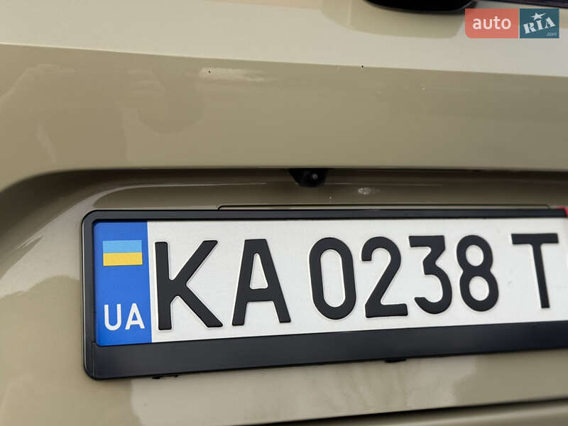 Внедорожник / Кроссовер Honda HR-V 2023 в Киеве