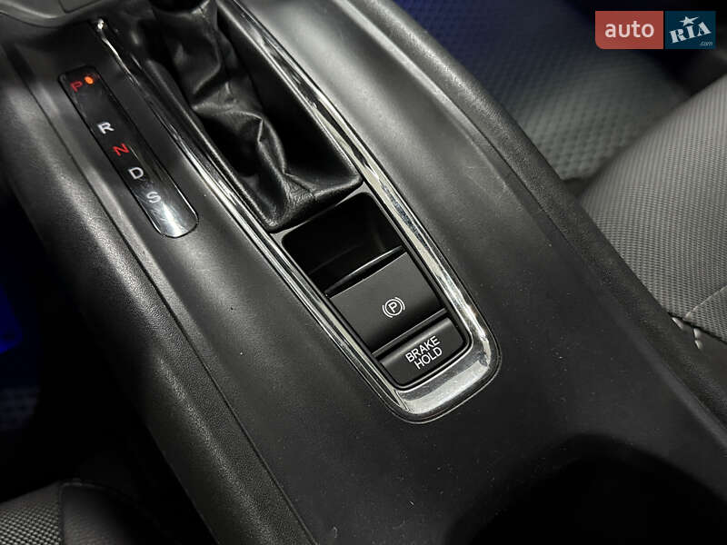 Позашляховик / Кросовер Honda HR-V 2021 в Києві фото 29 Позашляховик / Кросовер Honda HR-V 2021 в Києві