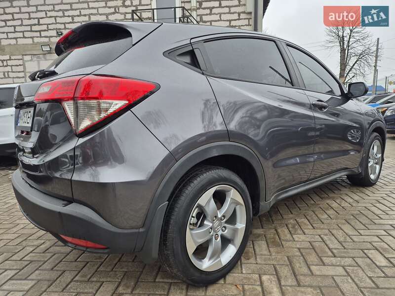 Внедорожник / Кроссовер Honda HR-V 2018 в Сумах