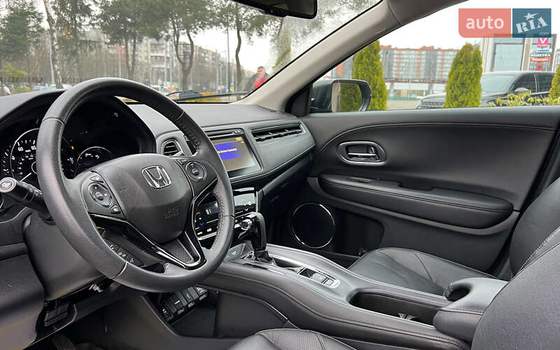 Позашляховик / Кросовер Honda HR-V 2017 в Львові