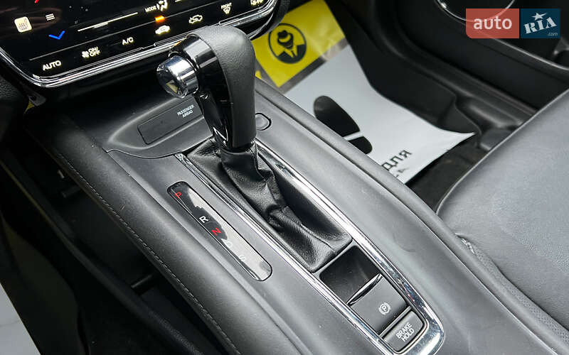 Позашляховик / Кросовер Honda HR-V 2017 в Львові