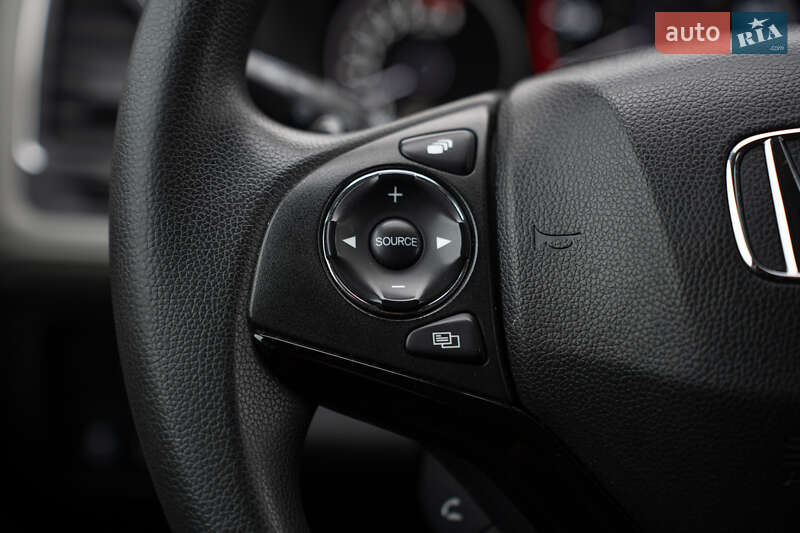 Внедорожник / Кроссовер Honda HR-V 2015 в Киеве