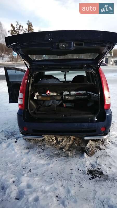 Позашляховик / Кросовер Honda HR-V 2004 в Рівному