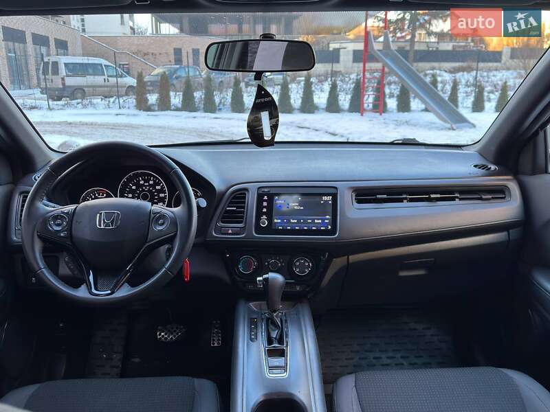 Внедорожник / Кроссовер Honda HR-V 2019 в Львове