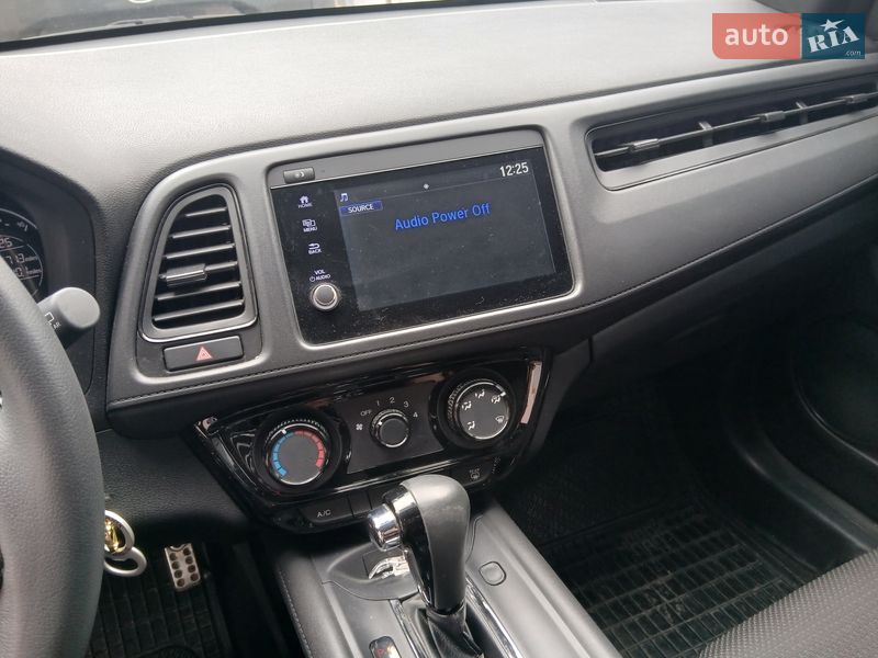 Внедорожник / Кроссовер Honda HR-V 2020 в Черноморске