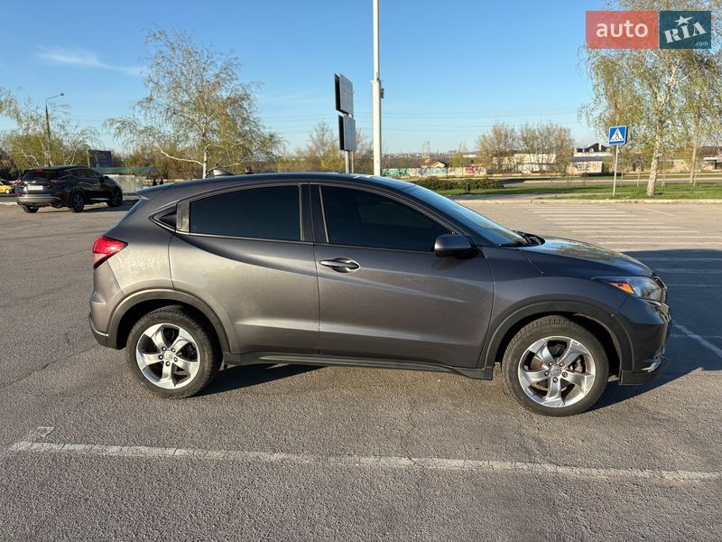 Внедорожник / Кроссовер Honda HR-V 2018 в Киеве фото 17 Внедорожник / Кроссовер Honda HR-V 2018 в Киеве