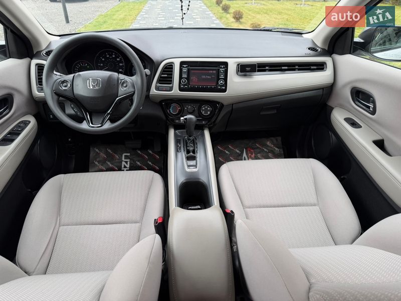 Внедорожник / Кроссовер Honda HR-V 2016 в Ужгороде фото 32 Внедорожник / Кроссовер Honda HR-V 2016 в Ужгороде