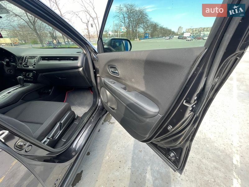 Внедорожник / Кроссовер Honda HR-V 2018 в Одессе фото 14 Внедорожник / Кроссовер Honda HR-V 2018 в Одессе