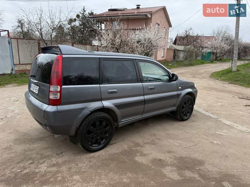 Внедорожник / Кроссовер Honda HR-V 2004 в Харькове фото 4 Внедорожник / Кроссовер Honda HR-V 2004 в Харькове