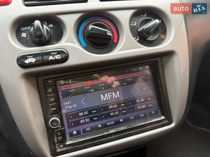 Внедорожник / Кроссовер Honda HR-V 2004 в Харькове фото 16 Внедорожник / Кроссовер Honda HR-V 2004 в Харькове