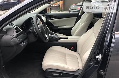 Седан Honda Insight 2018 в Днепре