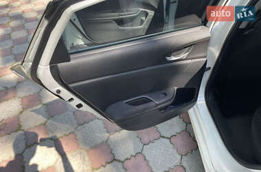 Седан Honda Insight 2019 в 