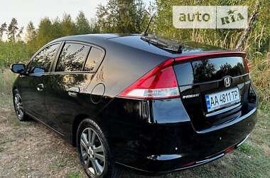 Хэтчбек Honda Insight 2009 в 