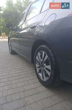 Хэтчбек Honda Insight 2012 в 