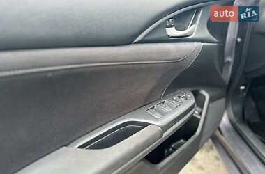 Седан Honda Insight 2018 в 