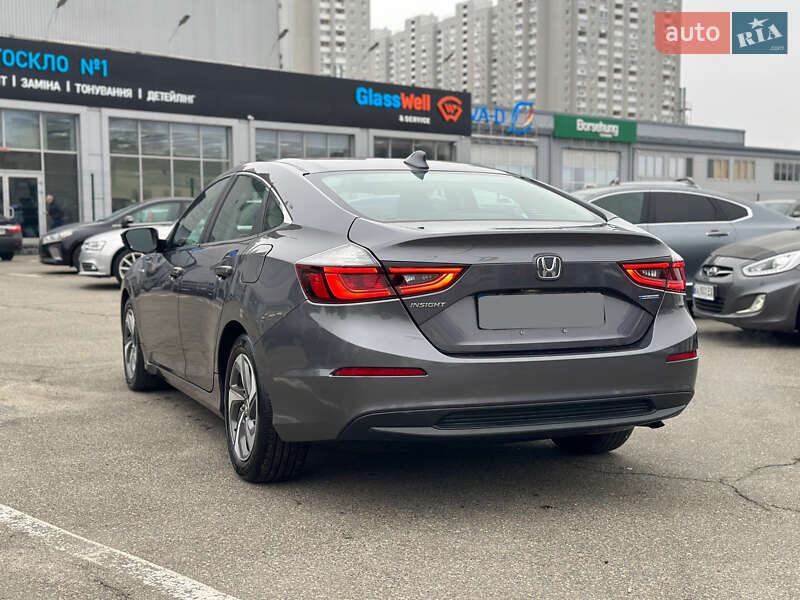 Седан Honda Insight 2018 в Киеве