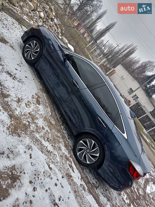 Седан Honda Insight 2020 в Подольске