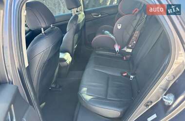 Седан Honda Insight 2022 в 