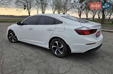 Седан Honda Insight 2021 в 