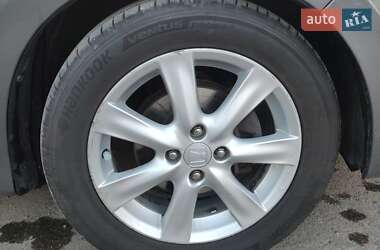 Хэтчбек Honda Insight 2009 в 