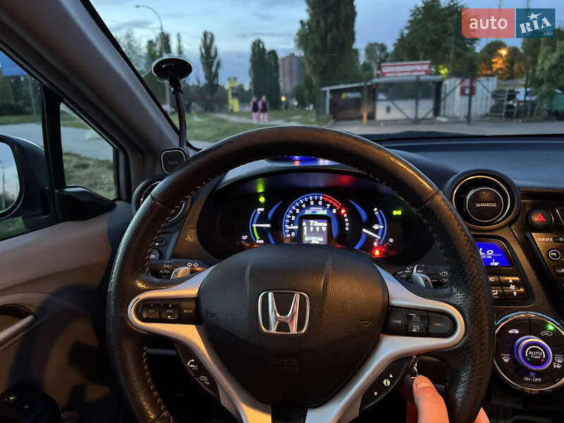Хетчбек Honda Insight 2012 в Смілі