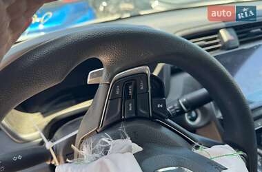 Седан Honda Insight 2021 в 