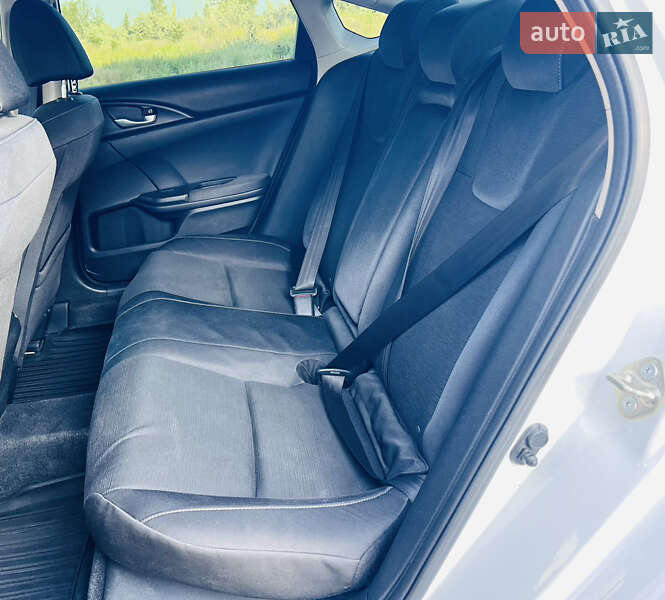 Седан Honda Insight 2020 в Николаеве