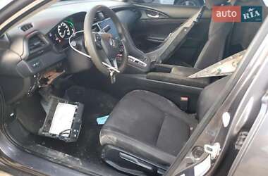 Седан Honda Insight 2022 в 