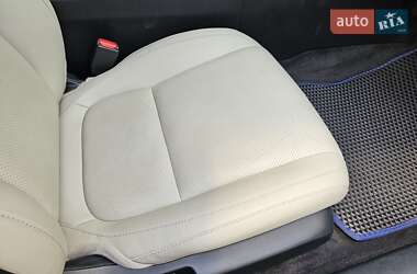 Седан Honda Insight 2018 в 