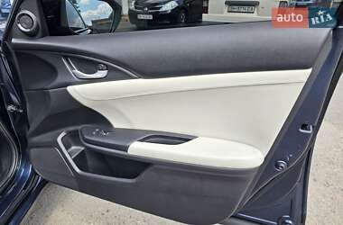 Седан Honda Insight 2018 в 