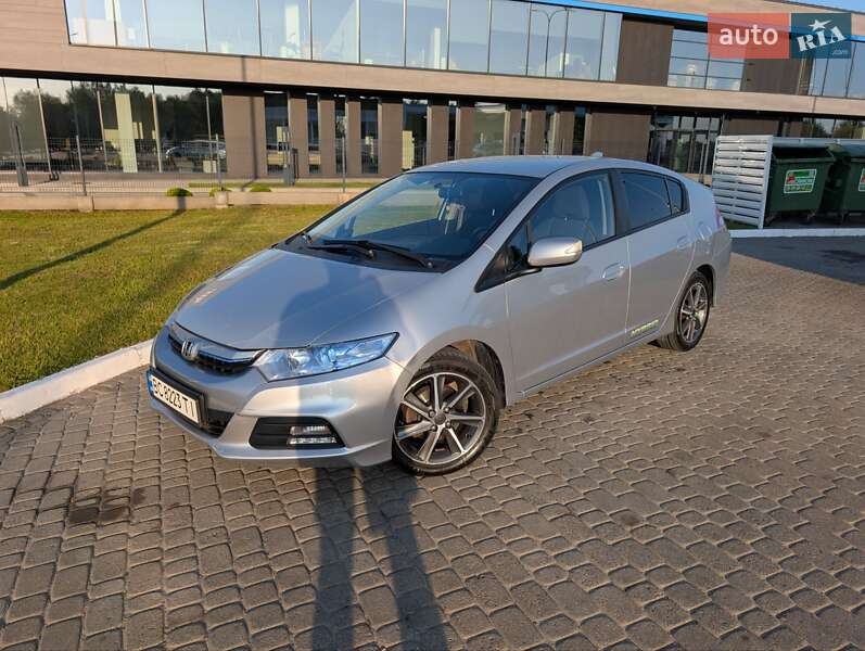 Хэтчбек Honda Insight 2012 в 
