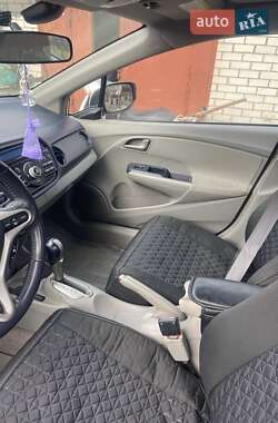Хэтчбек Honda Insight 2010 в 