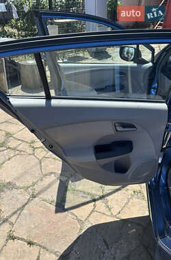 Хэтчбек Honda Insight 2009 в 