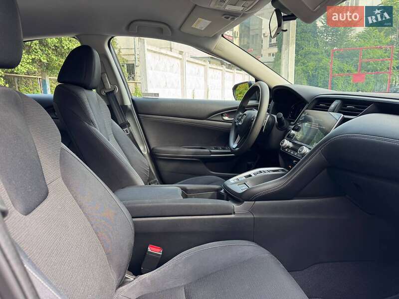 Седан Honda Insight 2019 в Одессе