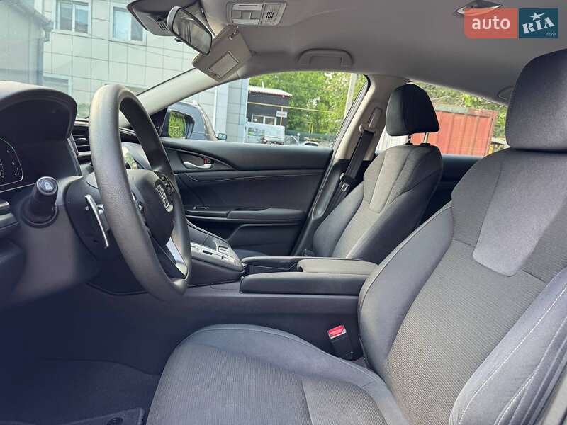Седан Honda Insight 2019 в Одессе