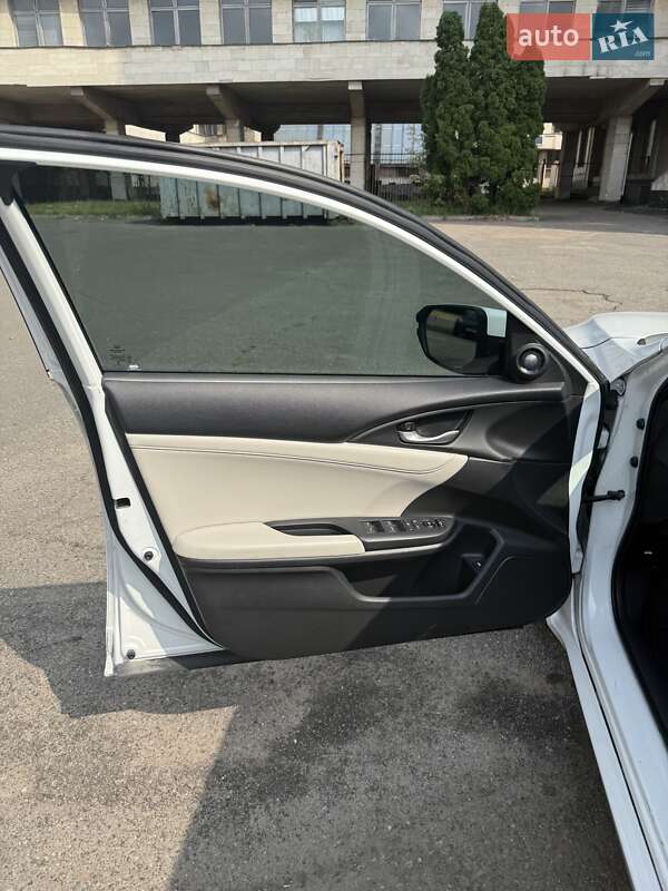 Седан Honda Insight 2020 в Киеве фото 16 Седан Honda Insight 2020 в Киеве