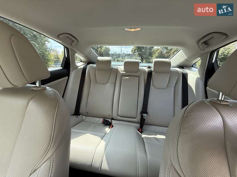 Седан Honda Insight 2020 в Киеве фото 37 Седан Honda Insight 2020 в Киеве