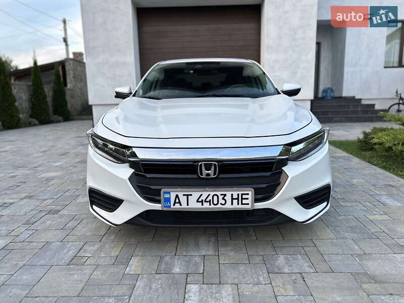 Седан Honda Insight 2018 в Львові