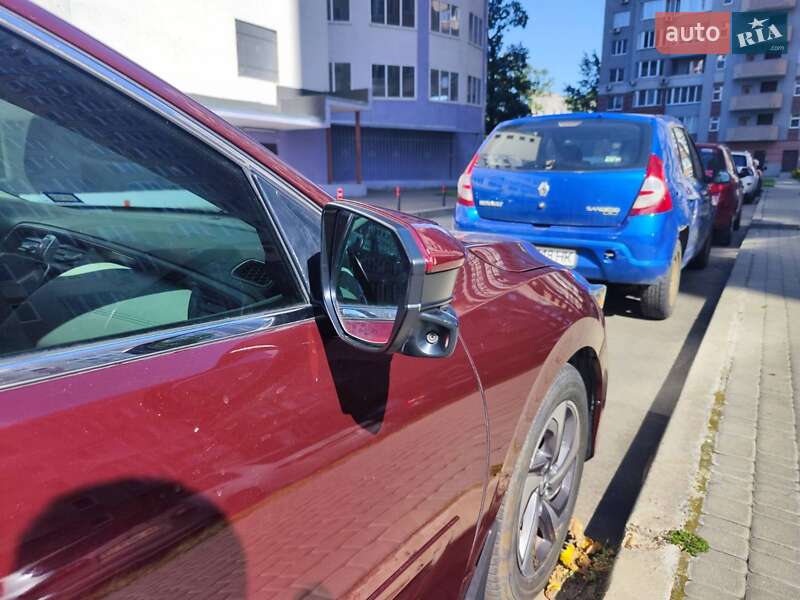 Седан Honda Insight 2018 в Киеве