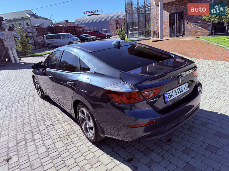 Седан Honda Insight 2018 в Ровно