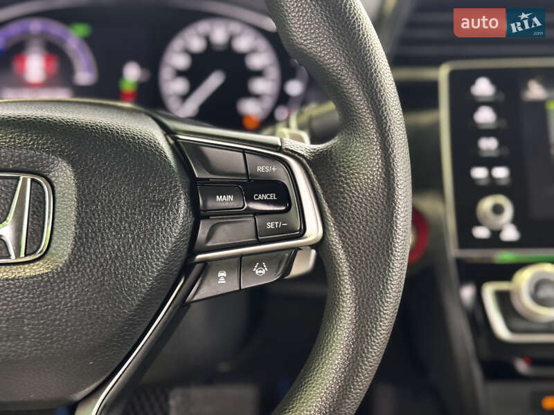 Седан Honda Insight 2019 в Одессе