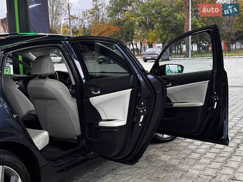 Седан Honda Insight 2019 в Одессе