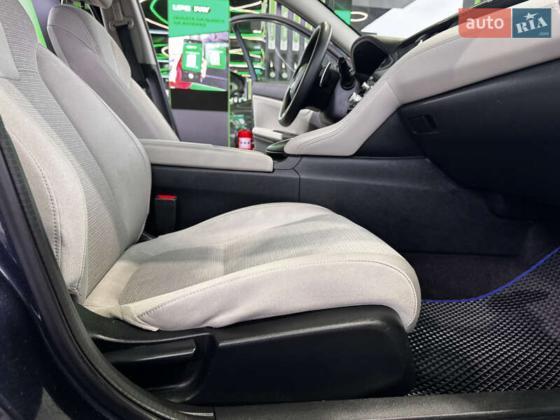 Седан Honda Insight 2019 в Одессе