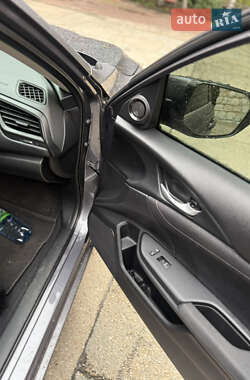 Седан Honda Insight 2021 в  фото 14 Седан Honda Insight 2021 в