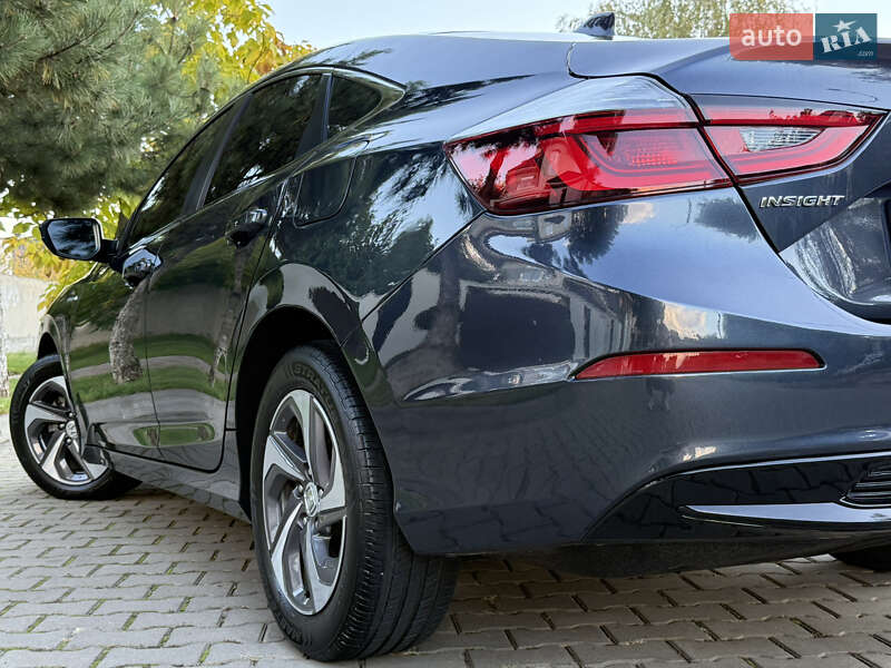 Седан Honda Insight 2018 в Одессе