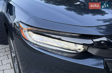 Седан Honda Insight 2018 в 