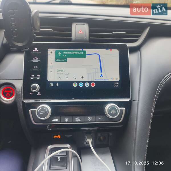 Седан Honda Insight 2021 в Киеве