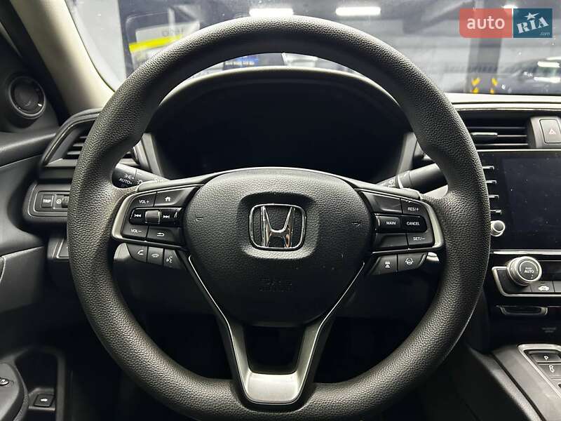 Седан Honda Insight 2020 в Чернівцях